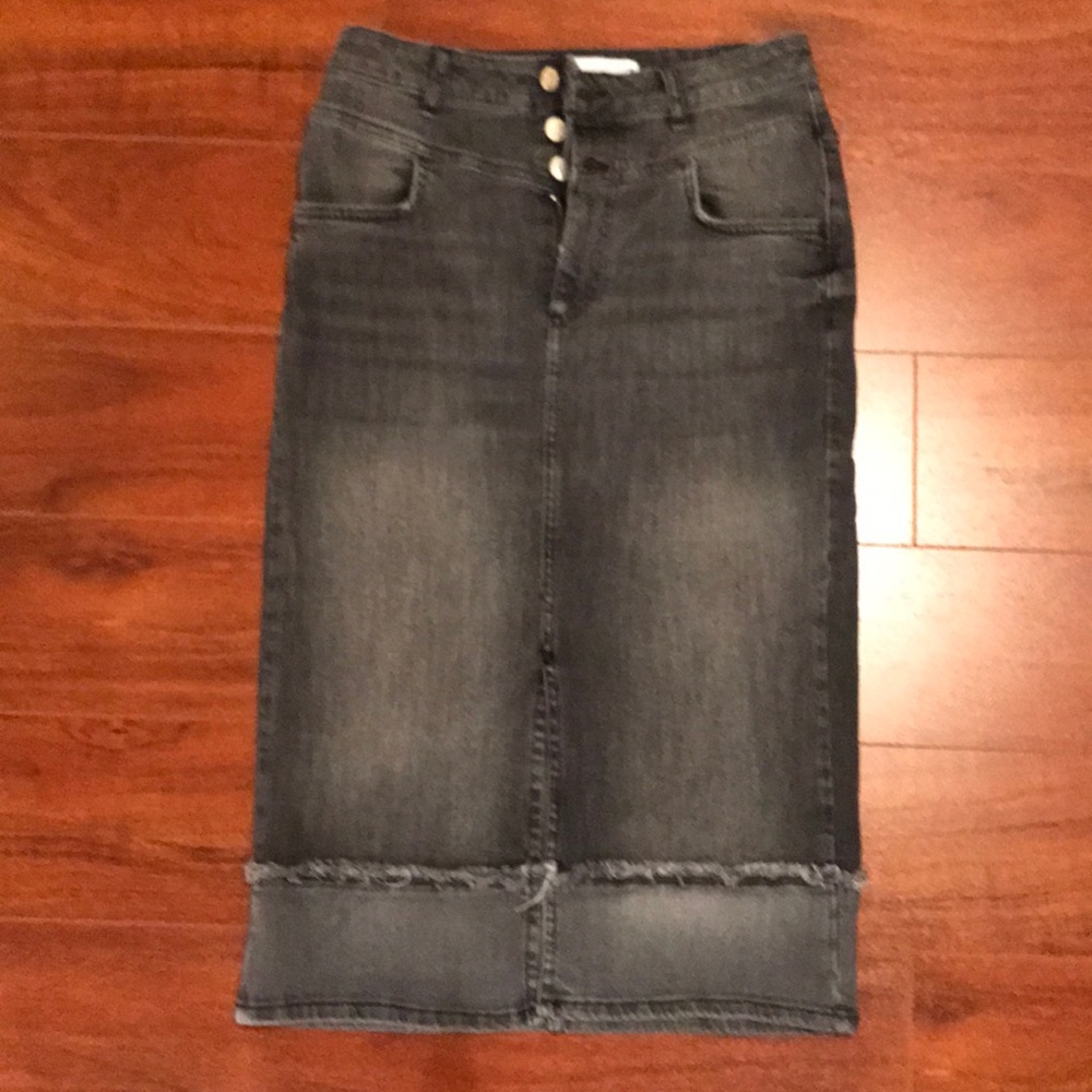 Zara M jeans skirt